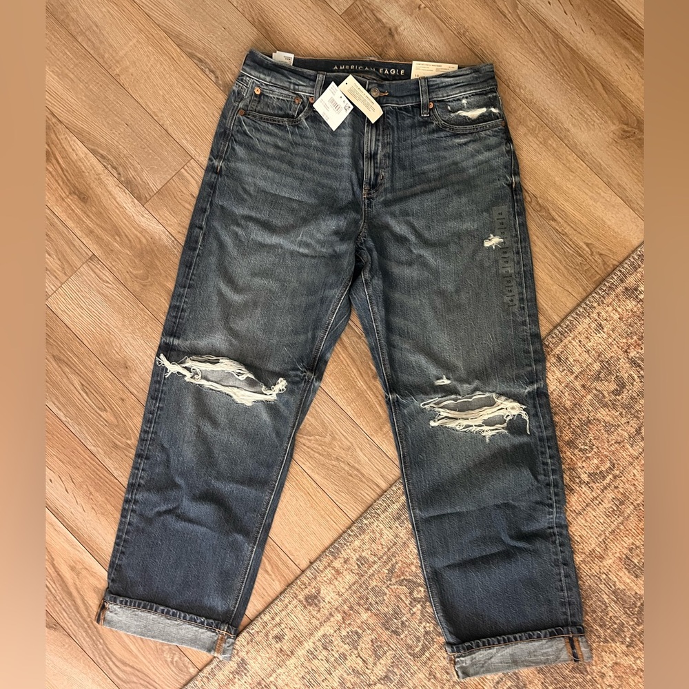 American Eagle ex boyfriend jeans size 10 NWT